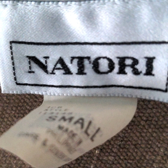 Natori New full length night gown. Small, Washable polyester White, embroidery - Picture 4 of 6